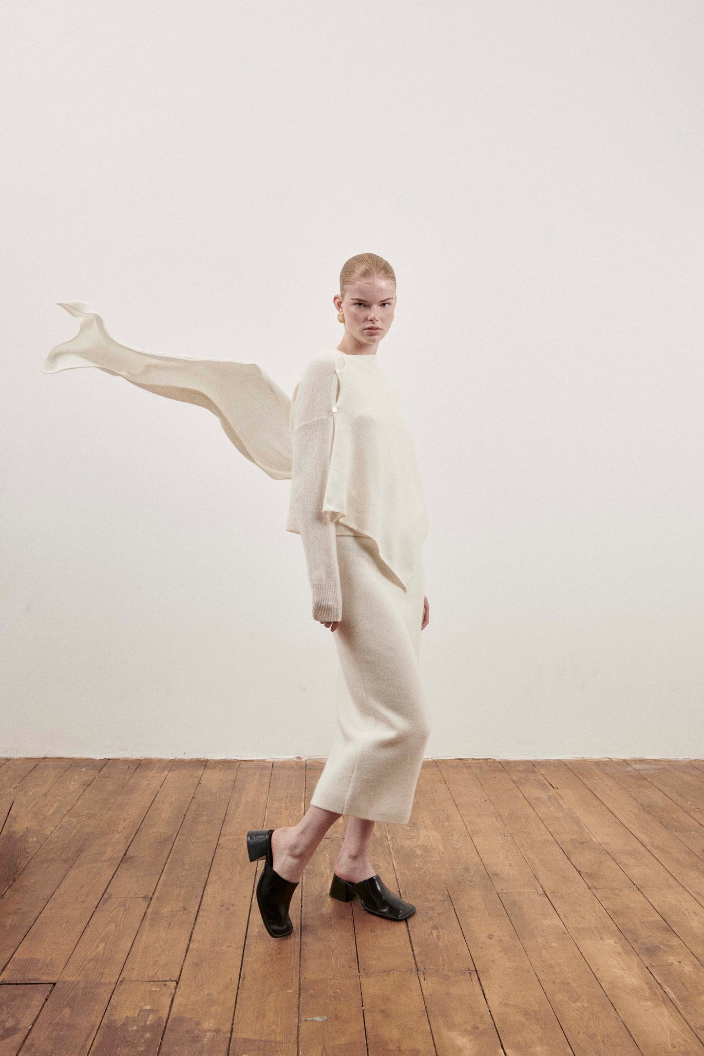 Creme Cashmere Wind Skirt