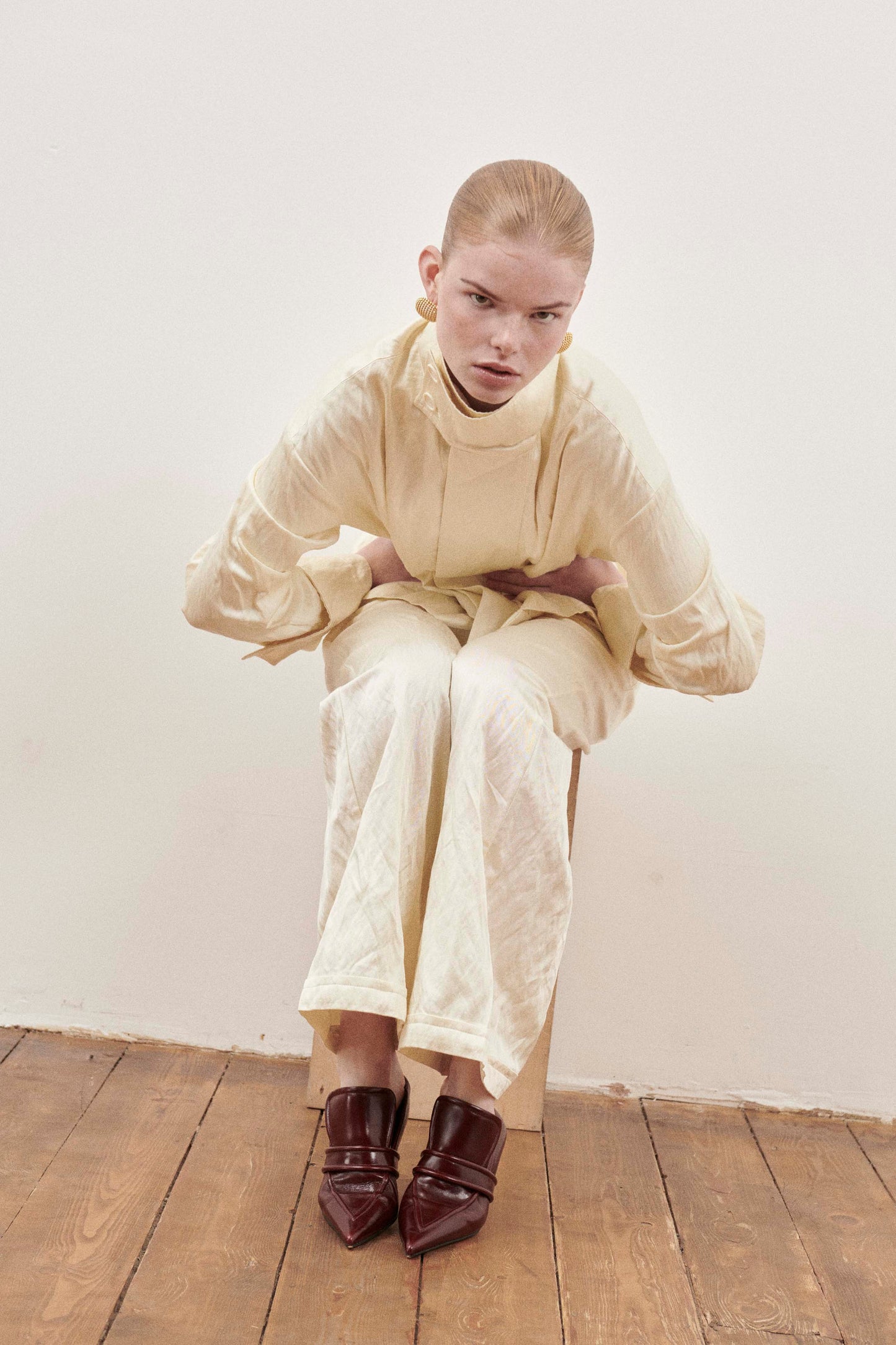 Cream Crinkle Trousers