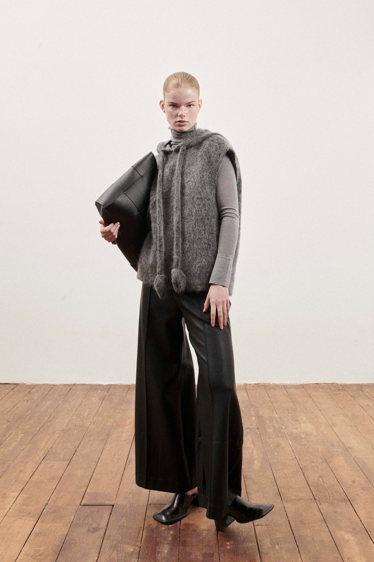 Grey Hooded Grizzly Jumper