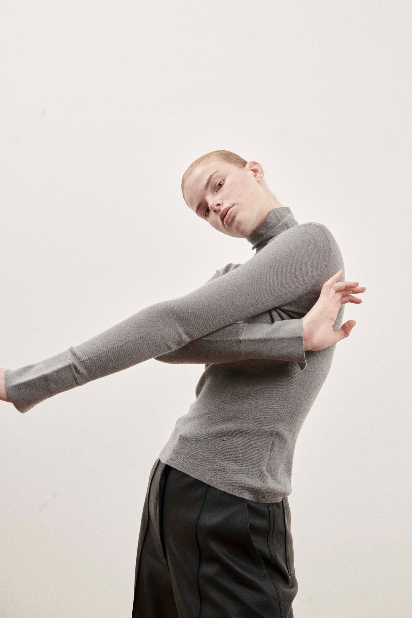 Moss Roll Neck