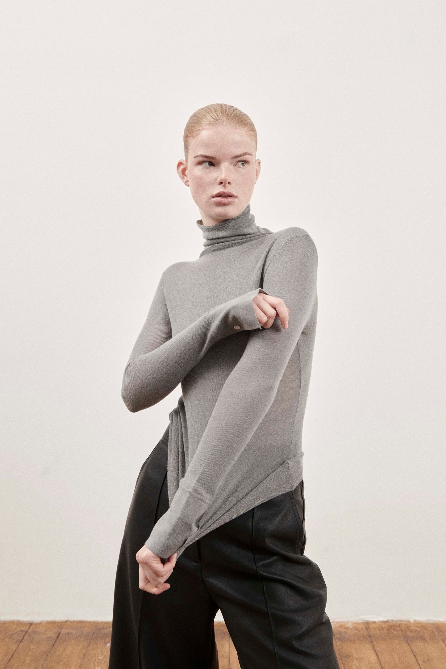 Moss Roll Neck