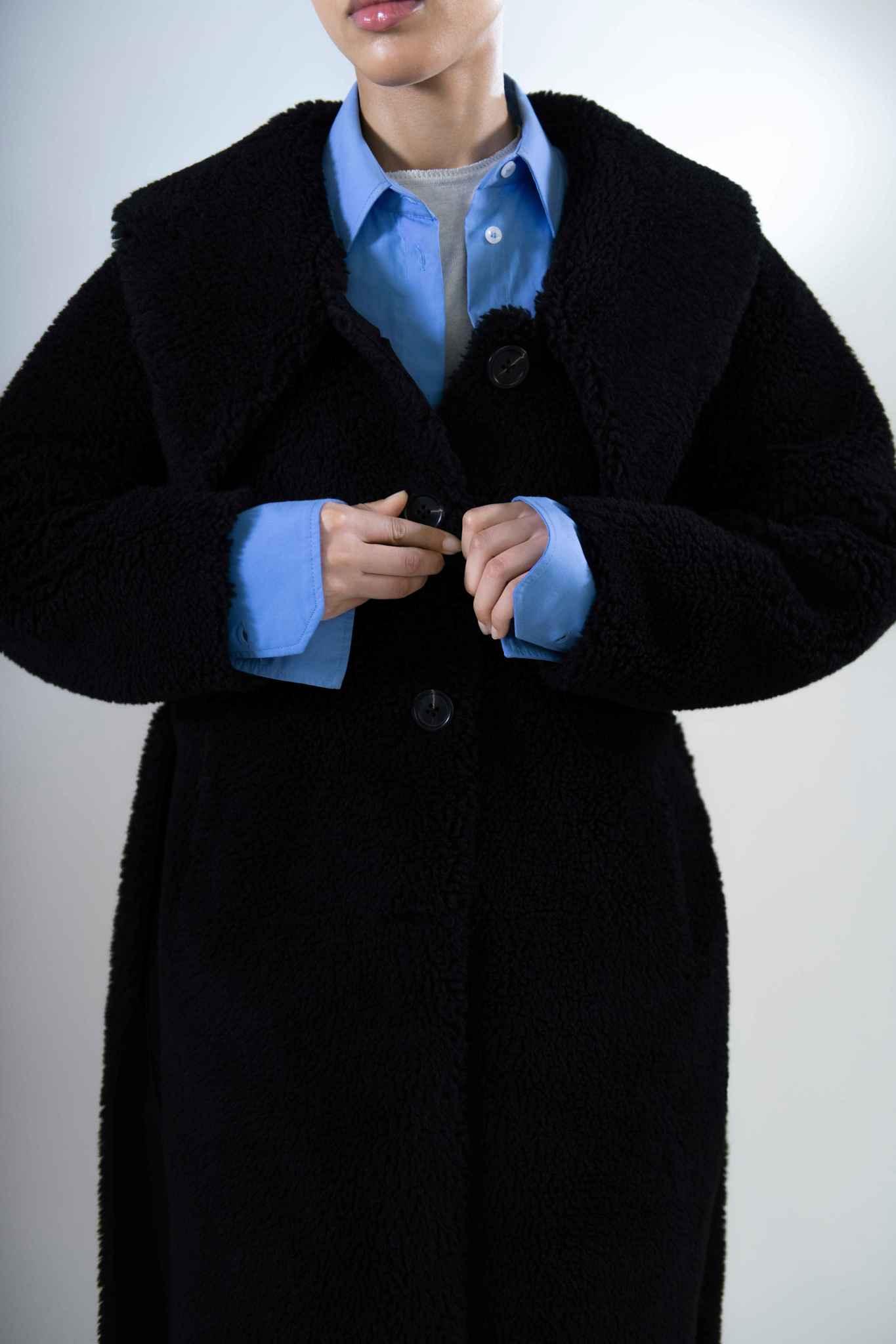 Theodora Coat in Shearling - Tutussie