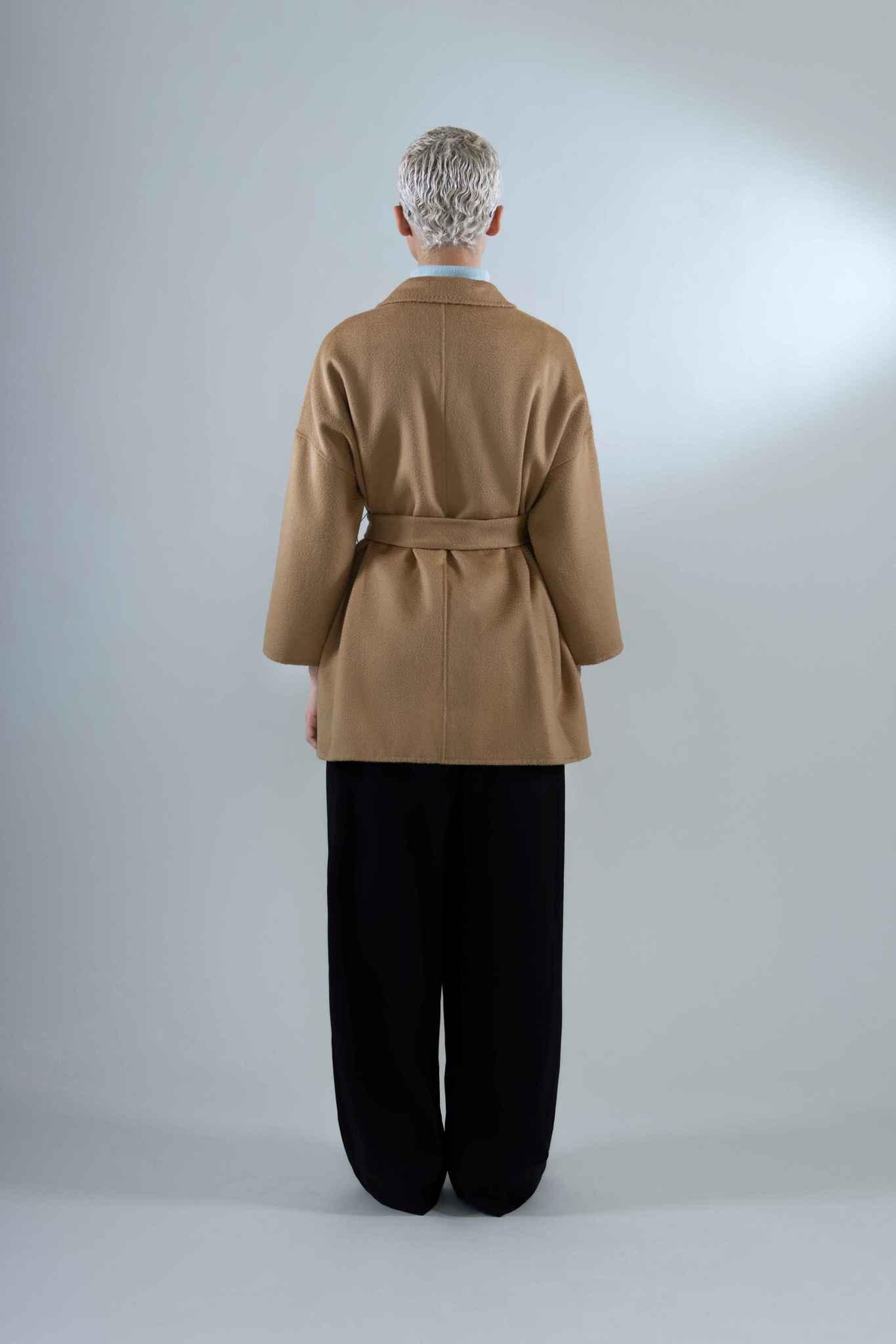 Sara Coat in Cashmere - Tutussie