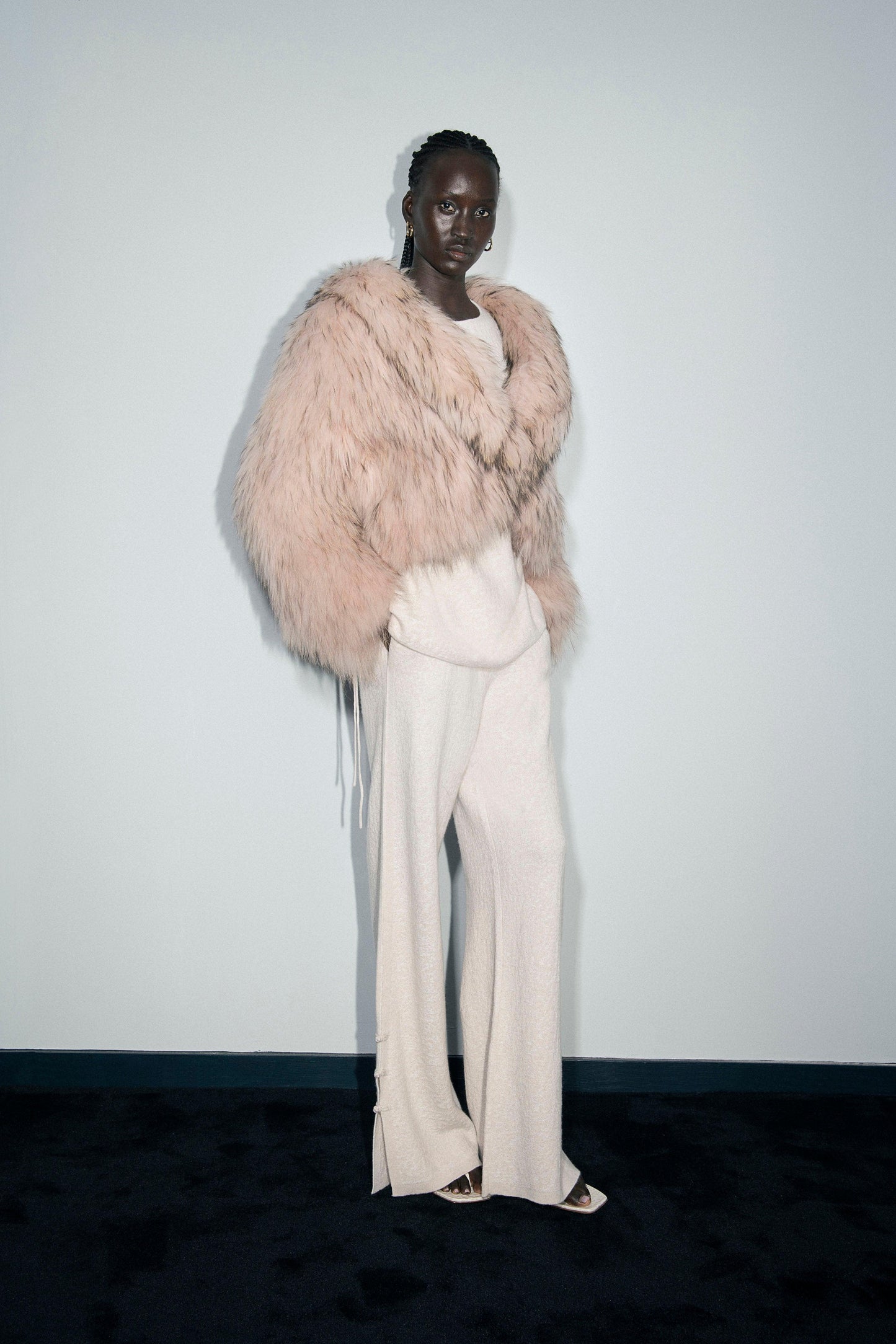 Roe Fur Coat - Tutussie