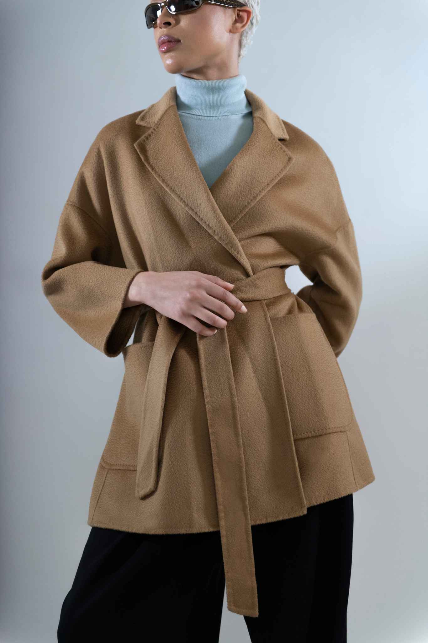 Sara Coat in Cashmere